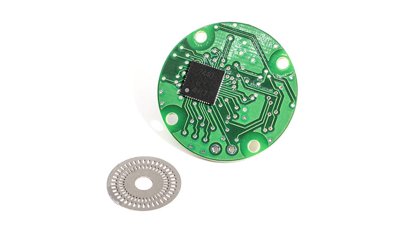 AK7440 with Slitted Miniature Disk